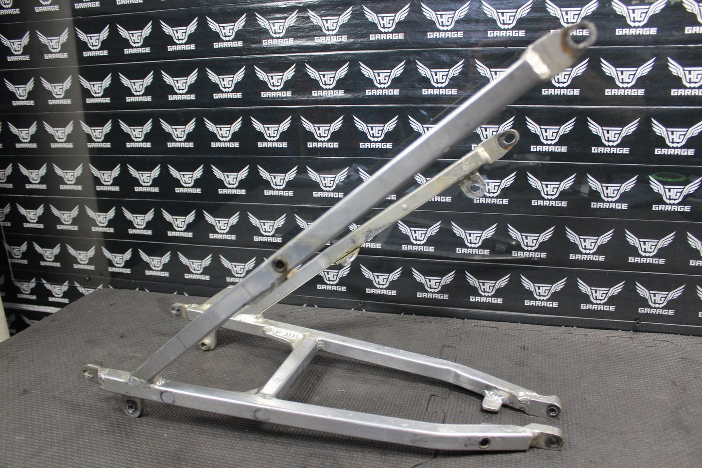2006 04 - 06 SUZUKI RMZ250 OEM REAR BACK SUB FRAME SUBFRAME SEAT RAIL K3216 - 00087 - hggarage