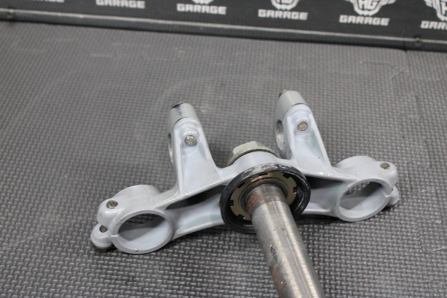 1991 87 - 95 HONDA CR80R OEM FRONT FORKS LOWER UPPER TRIPLE TREE STEM CLAMP - hggarage