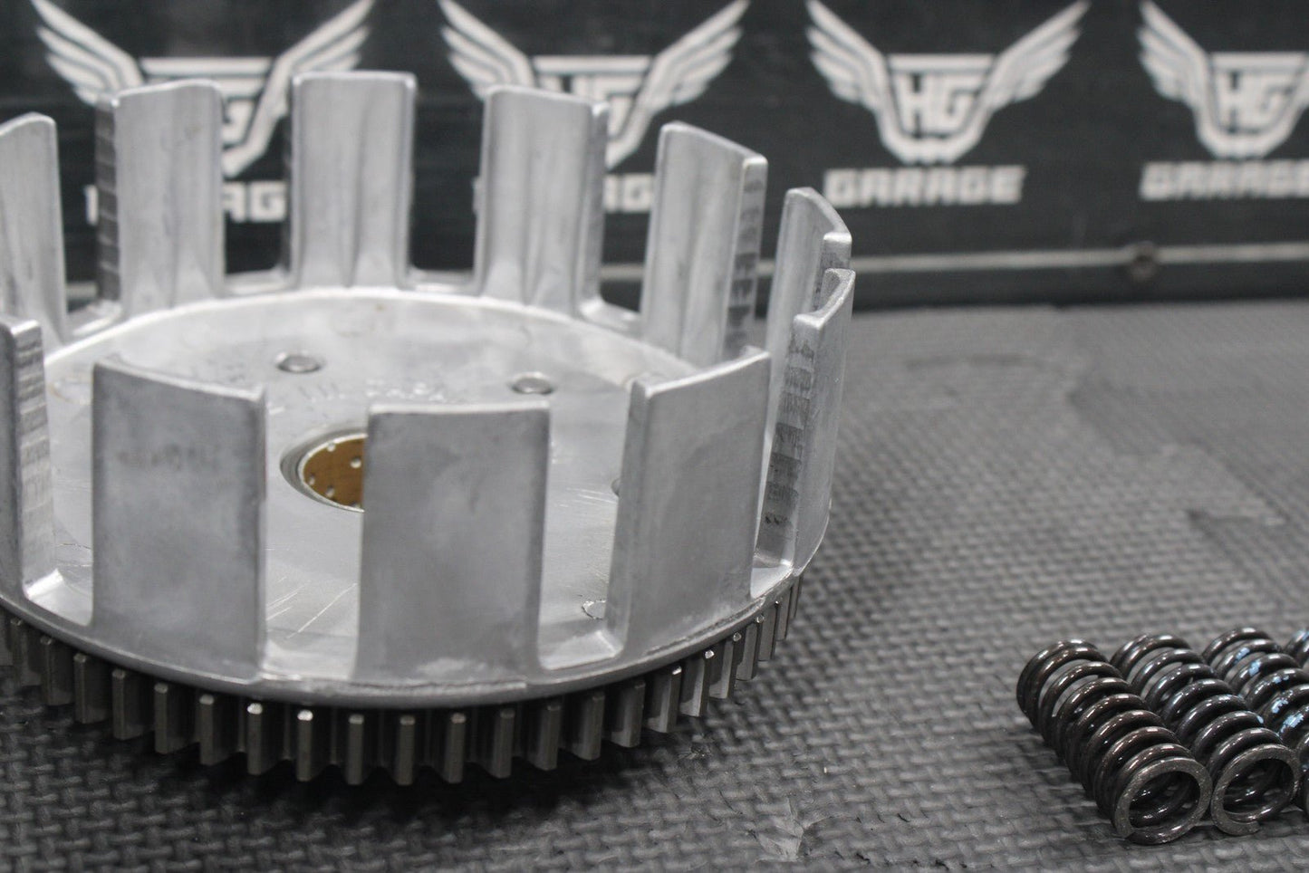 1986 Kawasaki KDX200 OEM Complete Clutch W Plates Basket Hub - hggarage
