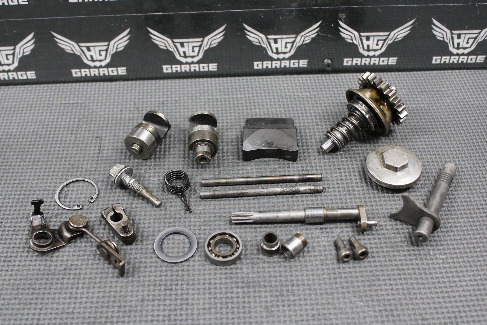 1994 HONDA 92 - 99 CR250R OEM EXHAUST POWER VALVE POWERVALVE GOVERNOR SHAFTS FLAP - hggarage