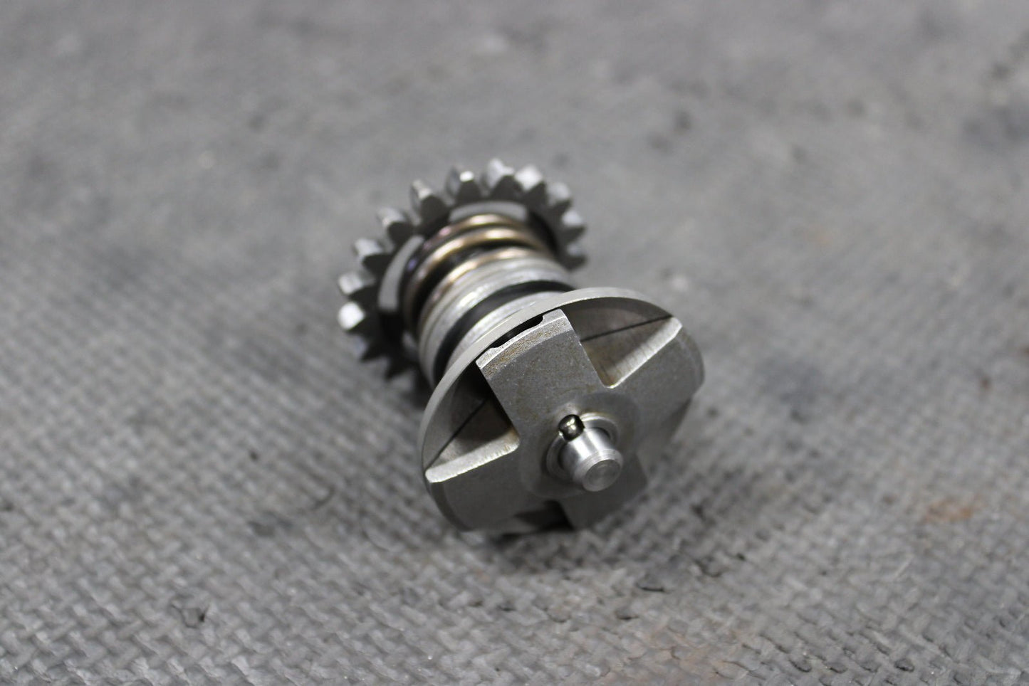 2000 Kawasaki KX125 OEM Engine Powervalve Exhuast Valve Linkage Governor - hggarage