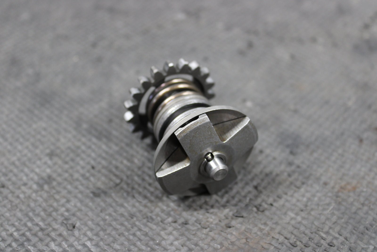 2000 Kawasaki KX125 OEM Engine Powervalve Exhuast Valve Linkage Governor - hggarage