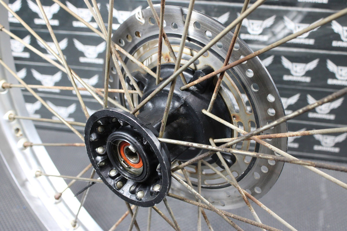 1987 HONDA XR250R OEM D.I.D FRONT WHEEL RIM HUB 44601 - MG2 - 830 44701 - KT1 - 781 - hggarage