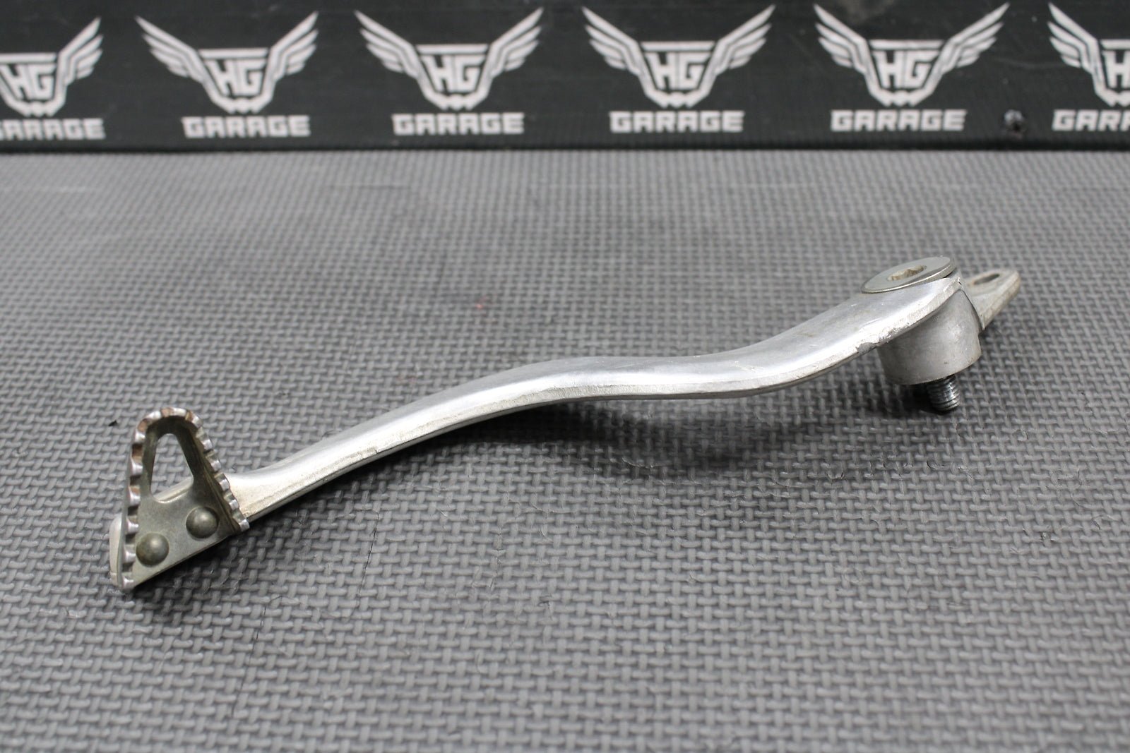 1998 1999 HONDA CR125R OEM RIGHT REAR BRAKE FOOT PEDAL LEVER 46510 - KZ4 - J00 - hggarage