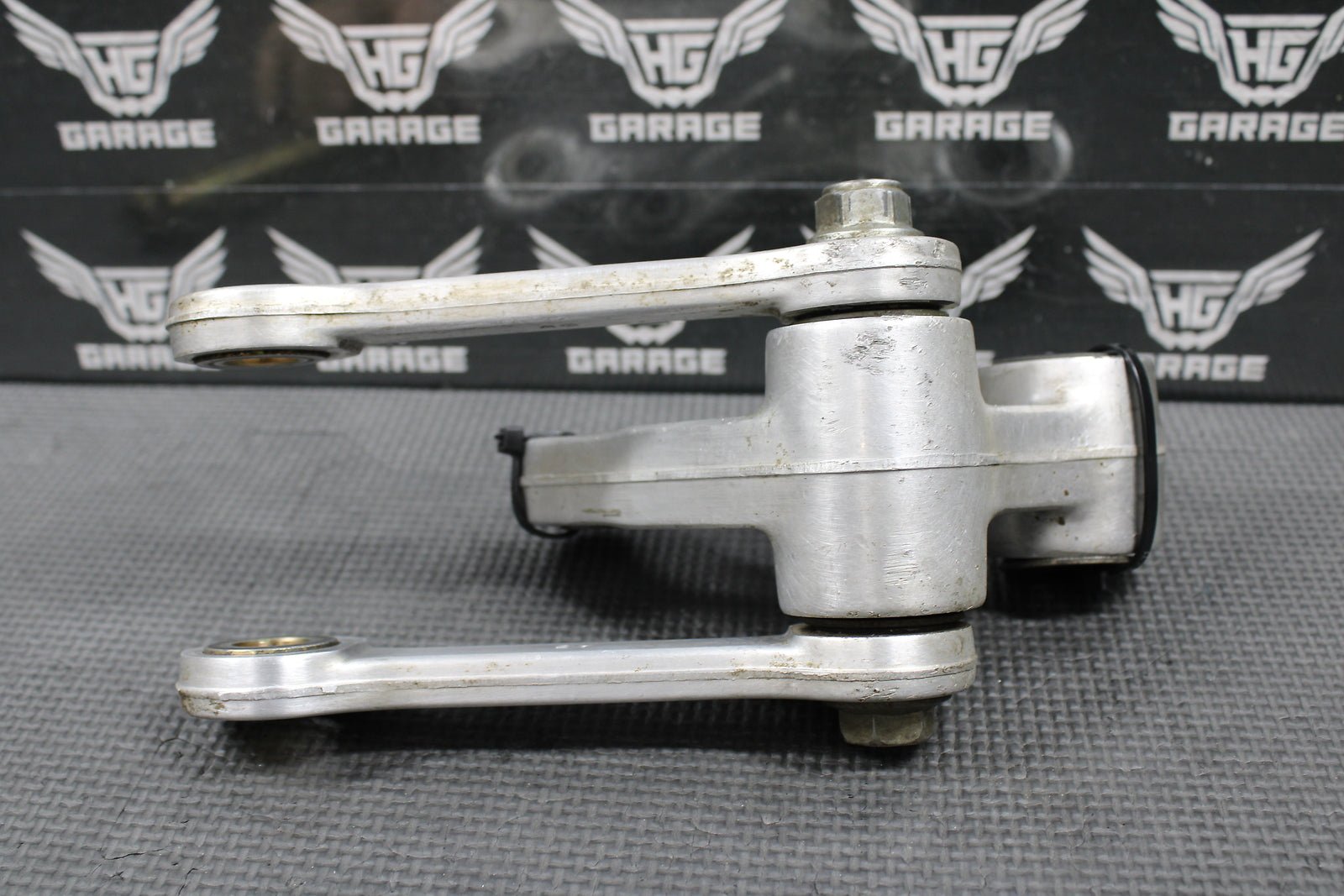 2000 SUZUKI 00 - 07 DRZ400 DRZ400E OEM REAR SHOCK LINKAGE LEVER ROD 62600 - 29821 - hggarage