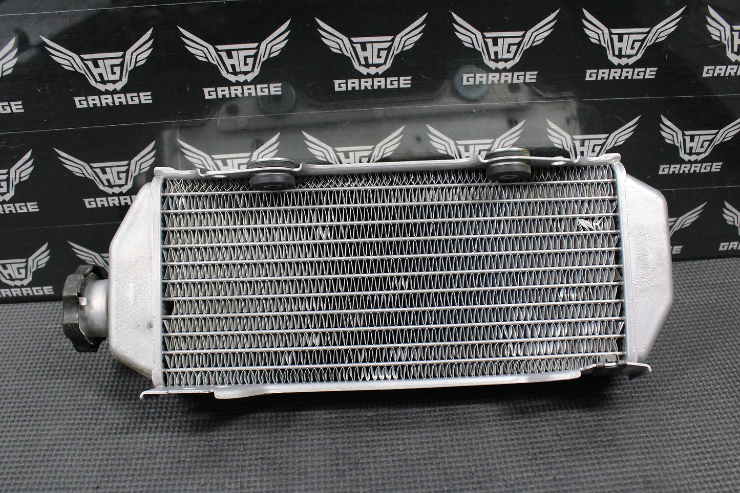2000 2001 SUZUKI DRZ400 DRZ400E OEM LEFT RIGHT RADIATOR RADIATORS LOUVERS GOOD! - hggarage
