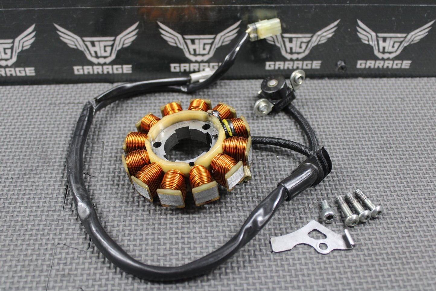 2020 YAMAHA 19 - 21 YZ250F YZ450F OEM STATOR MAGNETO GENERATOR BR9 - 81410 - 03 - 00 - hggarage