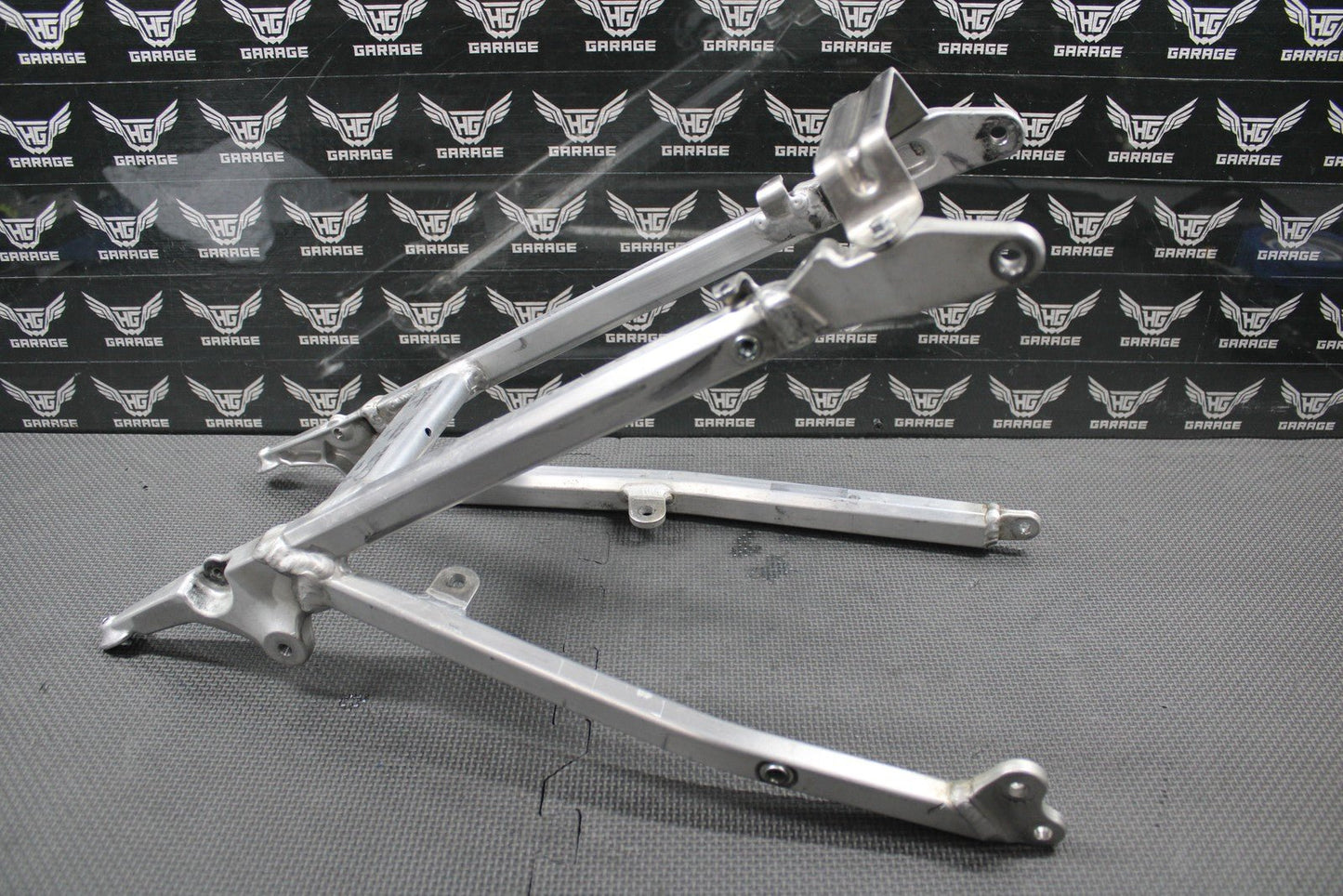 2019 SUZUKI 19 - 25 RMZ250 RMZ450 OEM REAR BACK SUB FRAME SUBFRAME SEAT RAIL GOOD! - hggarage