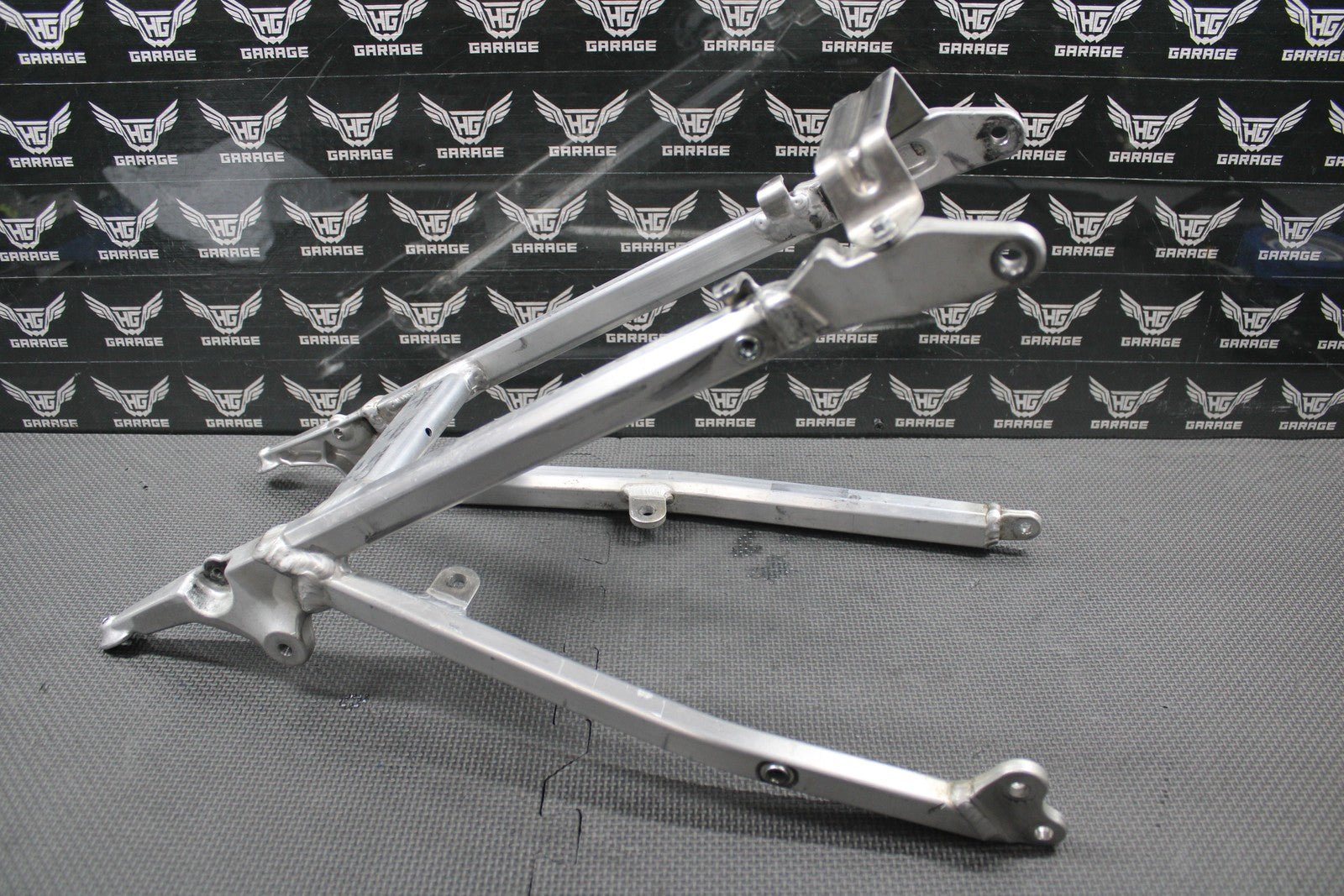 2019 SUZUKI 19 - 25 RMZ250 RMZ450 OEM REAR BACK SUB FRAME SUBFRAME SEAT RAIL GOOD! - hggarage
