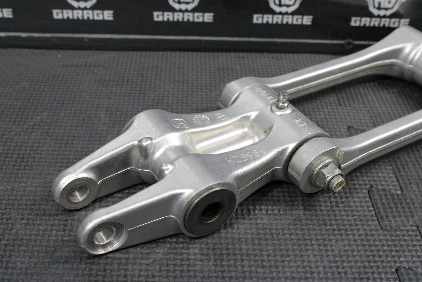 2013 HUSQVARNA TE511 OEM REAR SHOCK LINKAGE LINKS RELAY 8000H2365 8000H3615 - hggarage