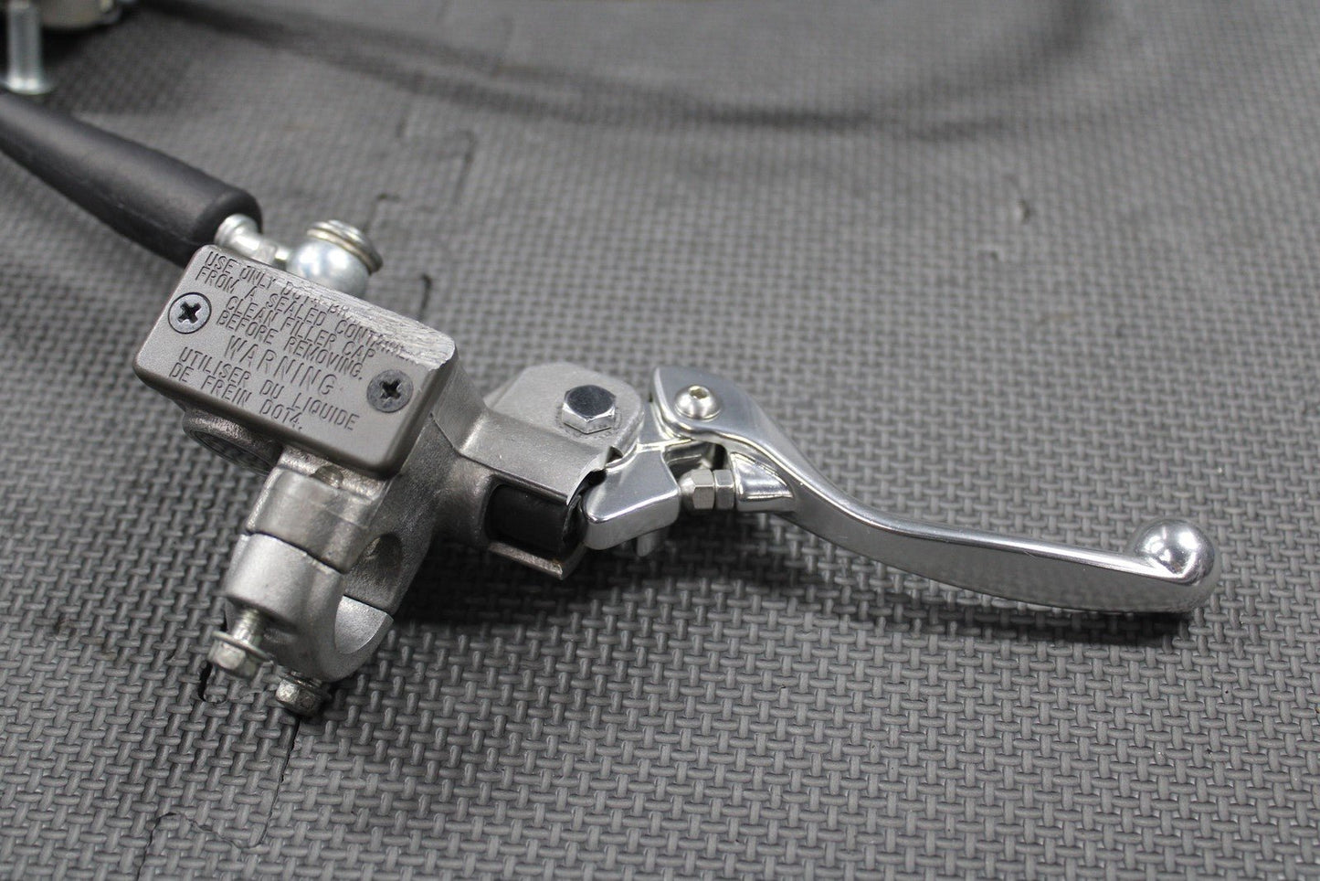 2019 SUZUKI 19 - 25 RMZ250 RMZ450 OEM FRONT BRAKE CALIPER MASTER CYLINDER LEVER - hggarage