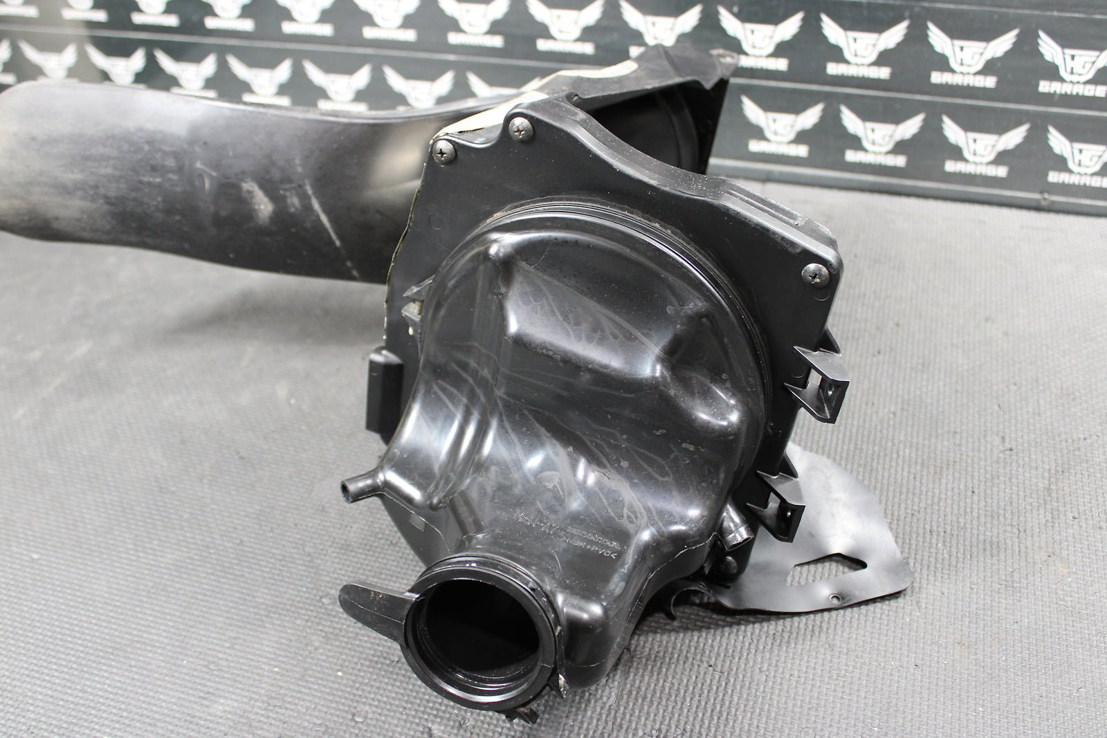 2013 HONDA CRF450R OEM AIRBOX INTAKE AIR CLEANER CASE 17210 - MEN - A70 - hggarage