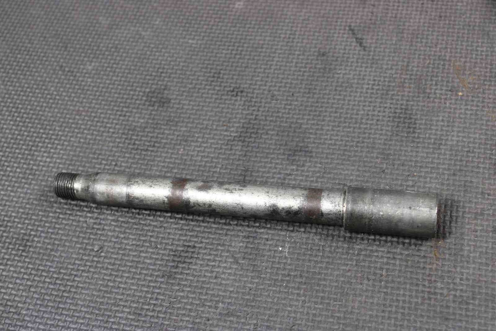 47567608