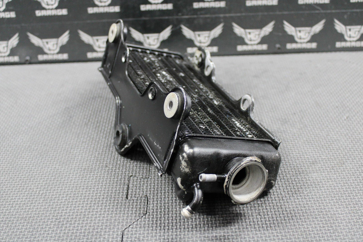 1987 1988 HONDA CR125R OEM RIGHT SIDE FILL RADIATOR COOLER 19010 - KS6 - 700 NICE! - hggarage