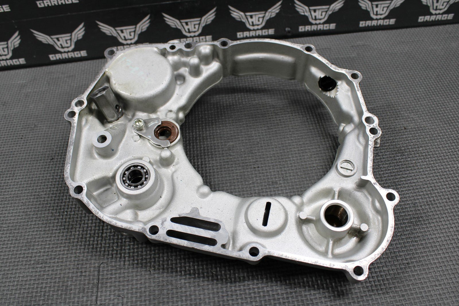 2009 KAWASAKI 09 - 14 KLX250 KLX250SF OEM RIGHT CASE INNER CLUTCH COVER 14032 - 0005 - hggarage