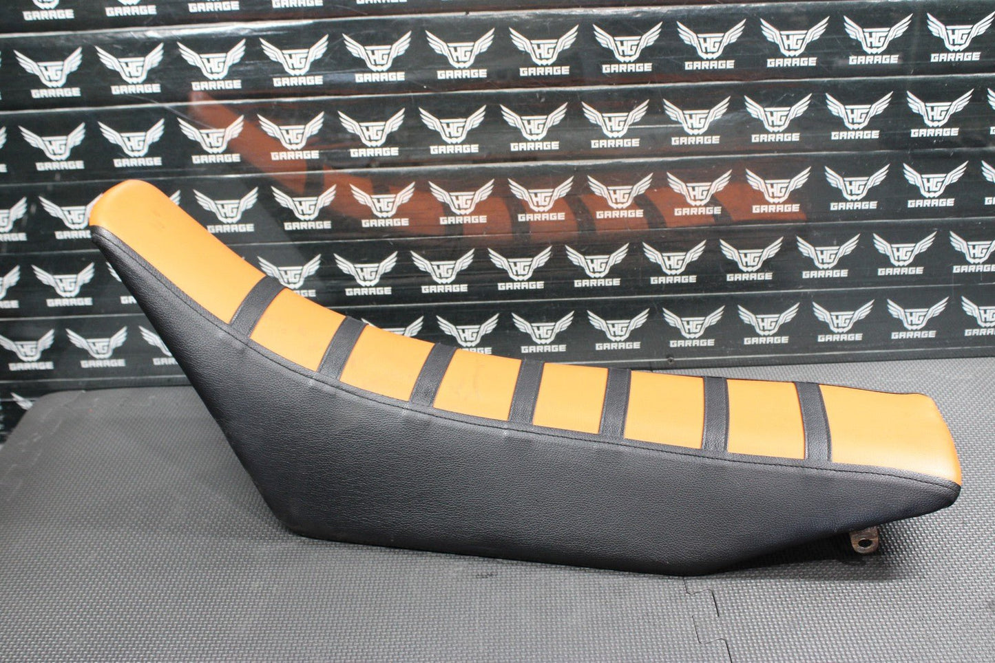 2000 KTM 250 EXC OEM SEAT SADDLE CUSHION COVER SEAT PAN 50307040000 - hggarage