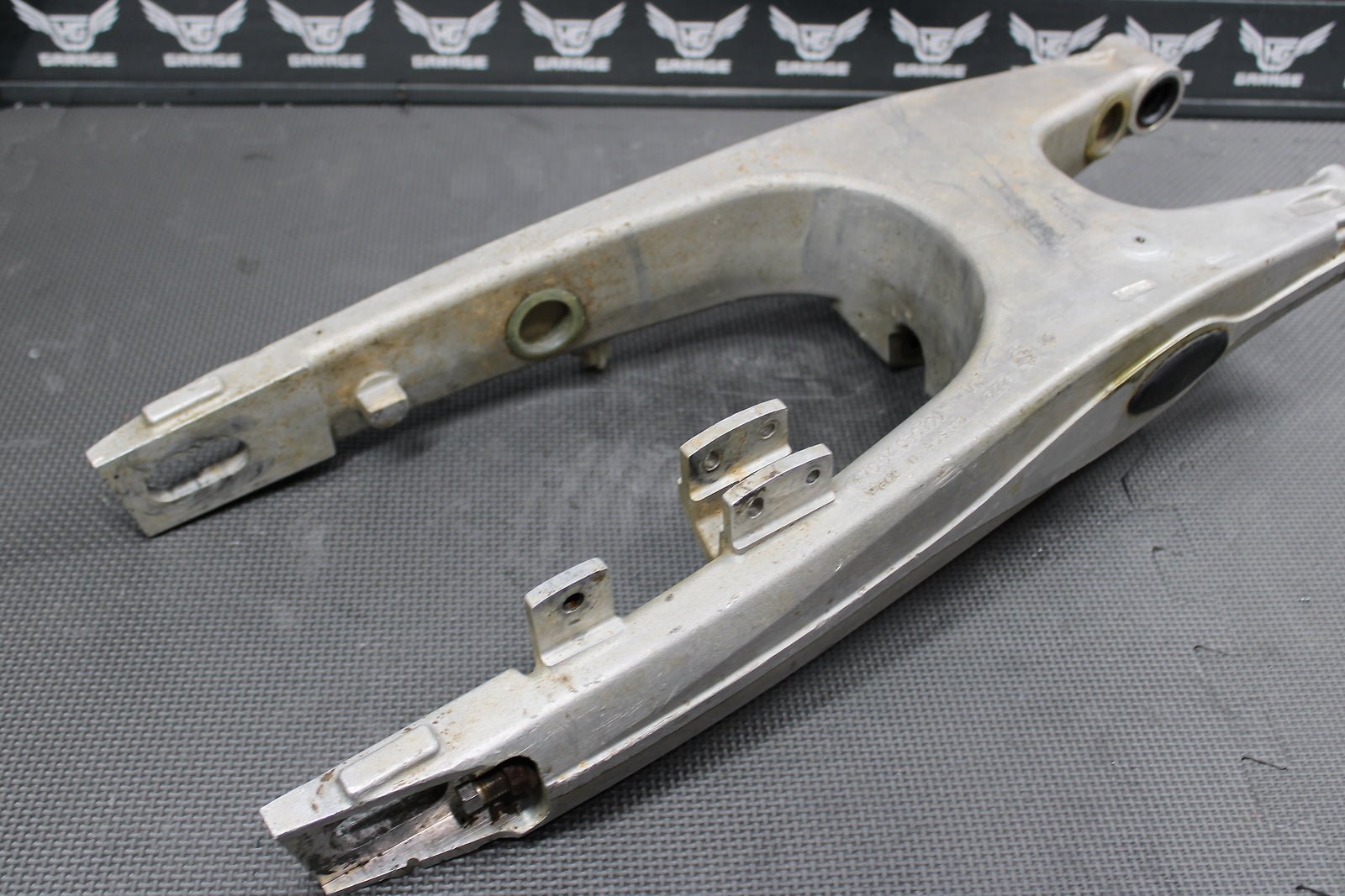 2006 KTM 85SX OEM SWINGARM SWING ARM SUSPENSION 17/14 WHEEL 15187B02 - hggarage