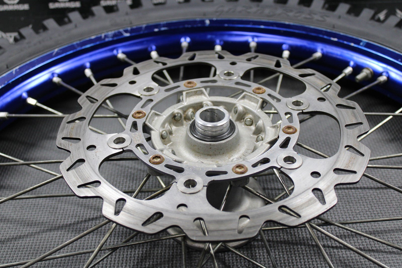 2020 YAMAHA 20 - 22 WR250F 18 - 22 YZ250FX OEM DID BLUE FRONT WHEEL RIM HUB NEW TIRE - hggarage