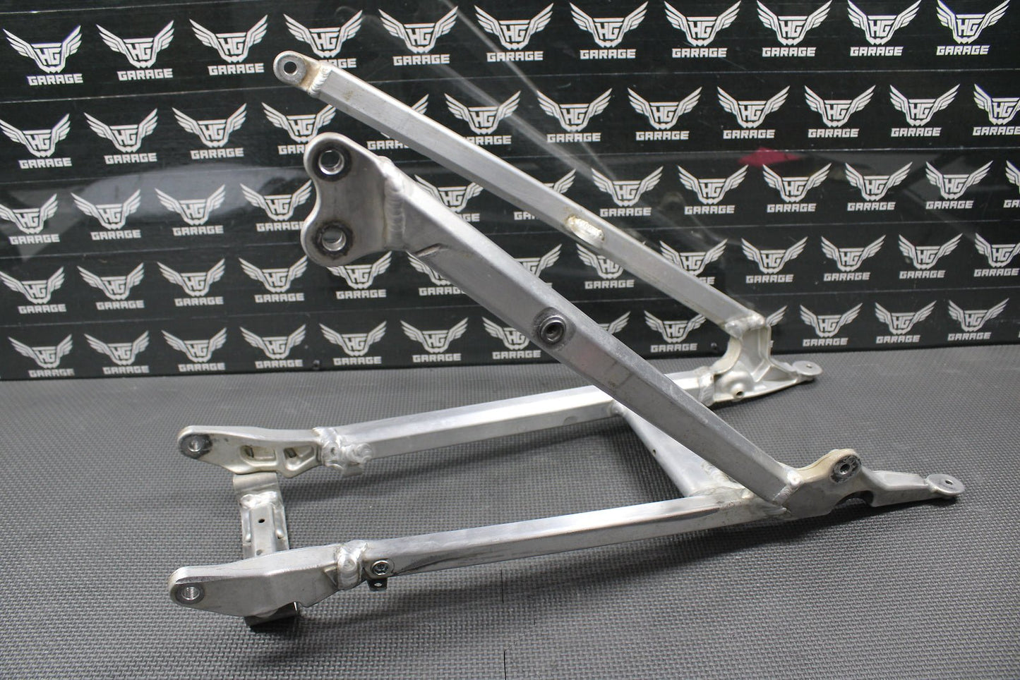 2018 18 - 20 SUZUKI RMZ450 OEM REAR BACK SUB FRAME SUBFRAME SEAT RAIL 41200 - 37K00 - hggarage