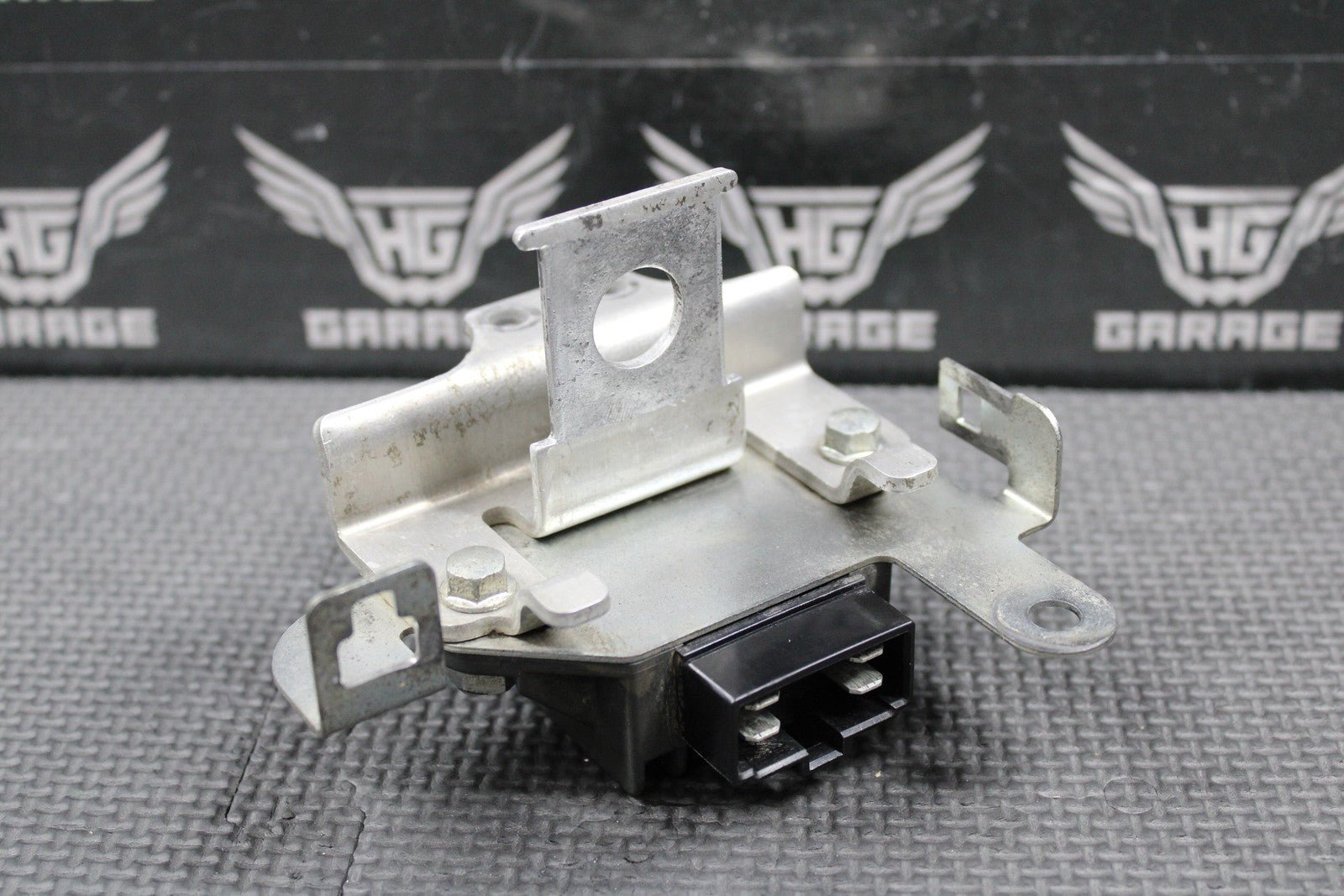 HONDA 13 - 17 CRF250R 13 - 16 CRF450R OEM RECTIFIER VOLTAGE REGULATOR 31600 - KRN - A71 - hggarage