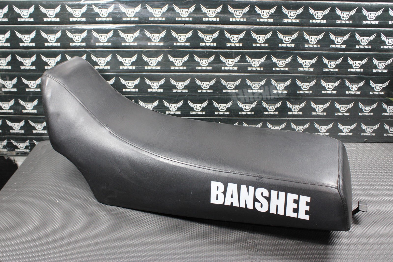 1991 YAMAHA BANSHEE 350 88 - 91 OEM SEAT SADDLE FOAM PAN COVER 3GG - 24710 - 10 - 00 - hggarage
