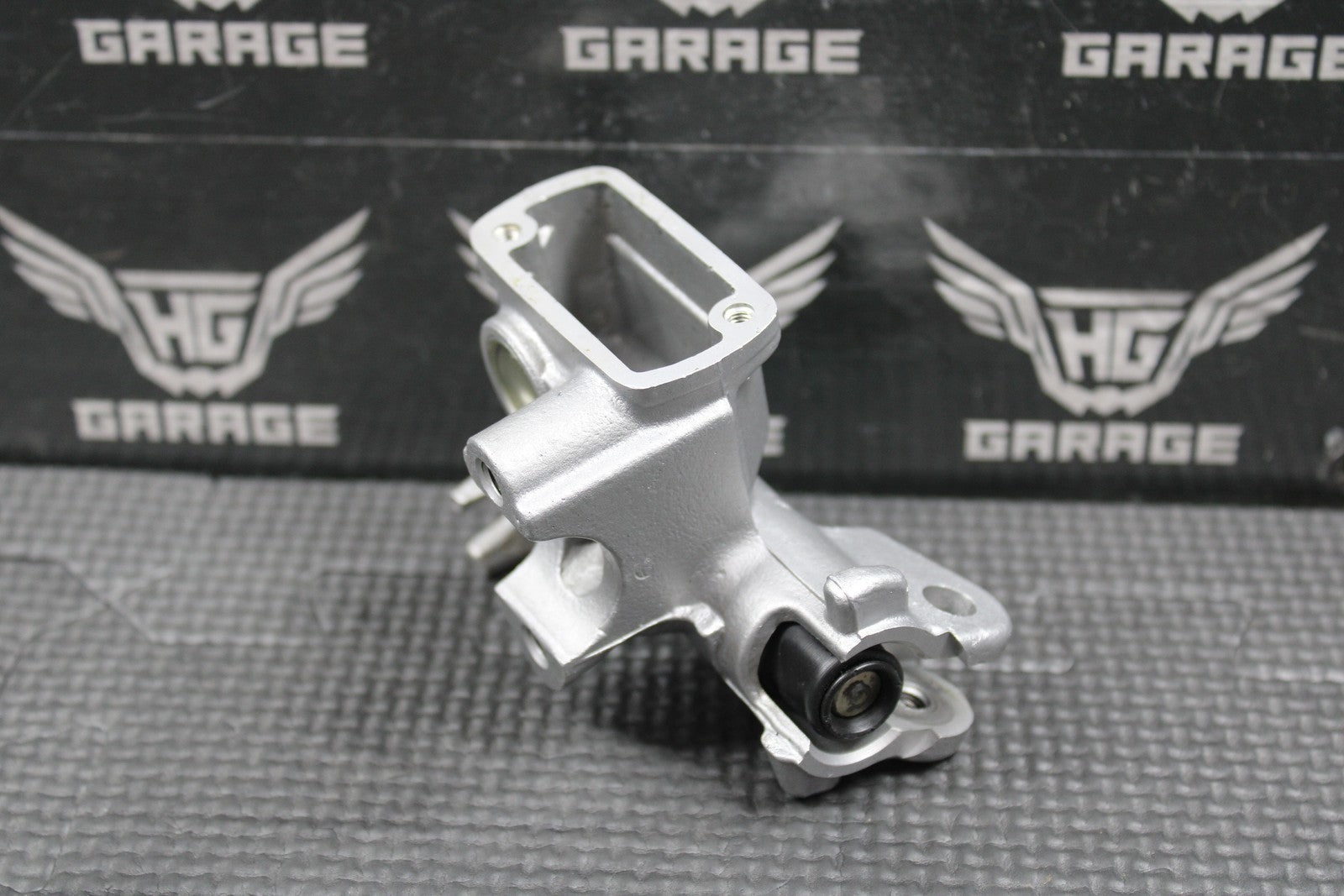 47753108