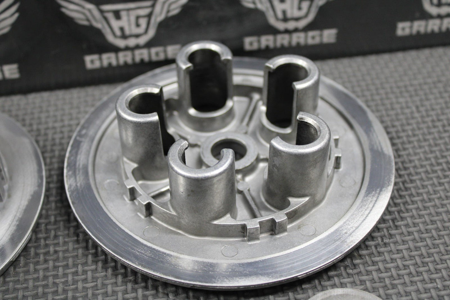 2007 KAWASAKI KX250F OEM COMPLETE CLUTCH W PLATES BASKET HUB 13095 - 0049 NICE! - hggarage
