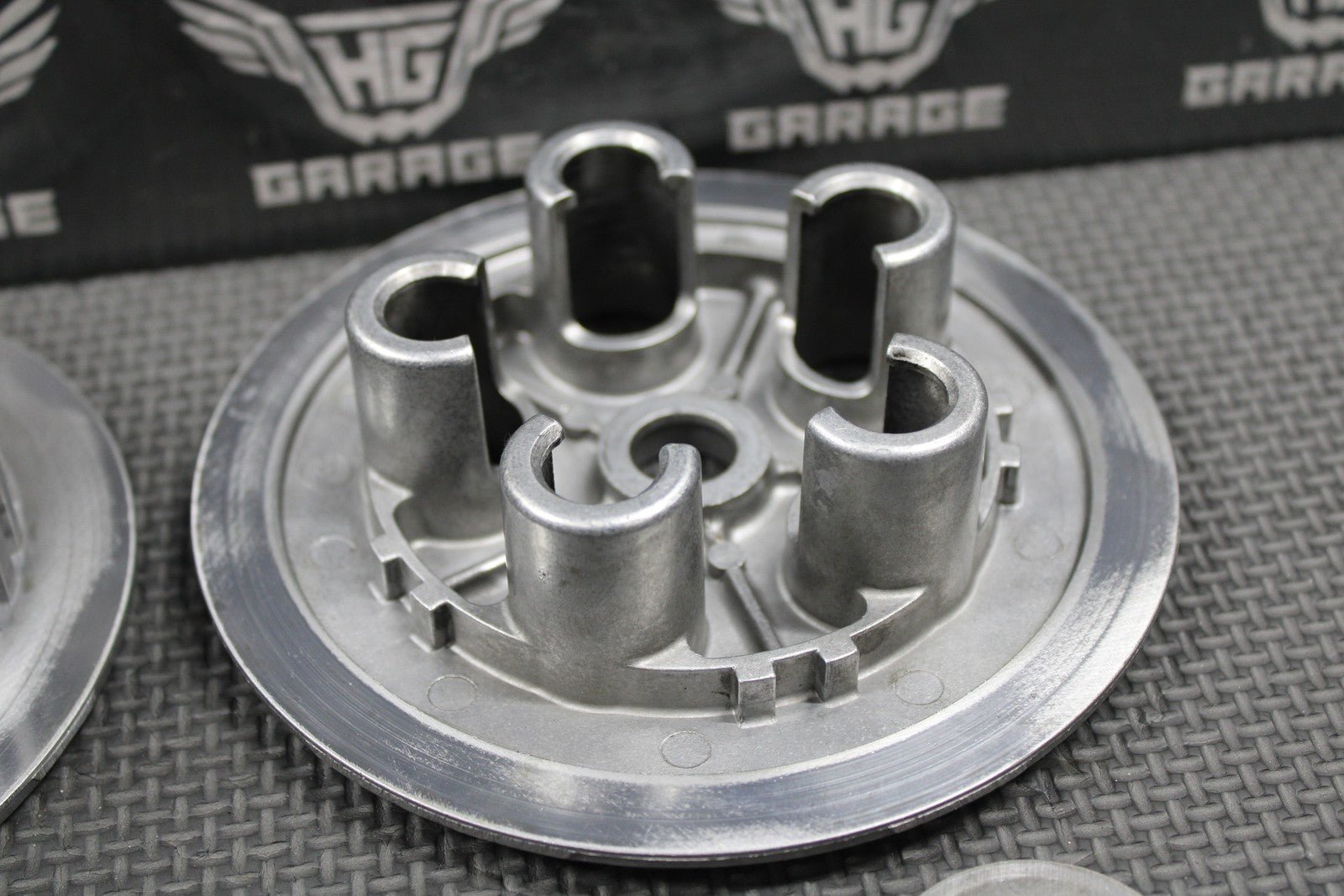 2007 KAWASAKI KX250F OEM COMPLETE CLUTCH W PLATES BASKET HUB 13095 - 0049 NICE! - hggarage