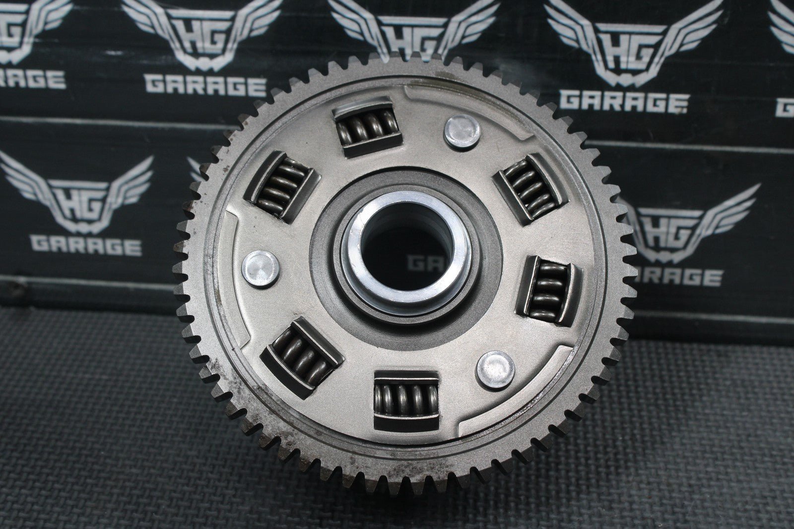 2004 SUZUKI LTZ250 OEM COMPLETE CLUTCH BASKET INNER OUTER HUB SPRINGS - hggarage