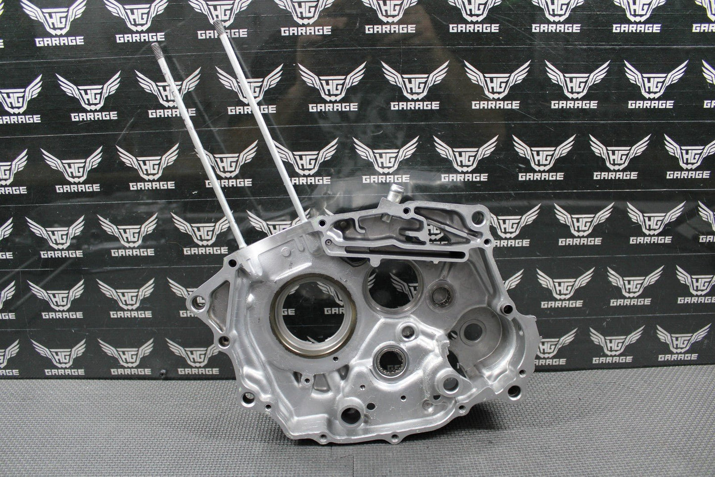 1999 93 - 02 HONDA XR200R OEM RIGHT ENGINE MOTOR CRANKCASE CRANK CASE 11100 - KT0 - 68 - hggarage