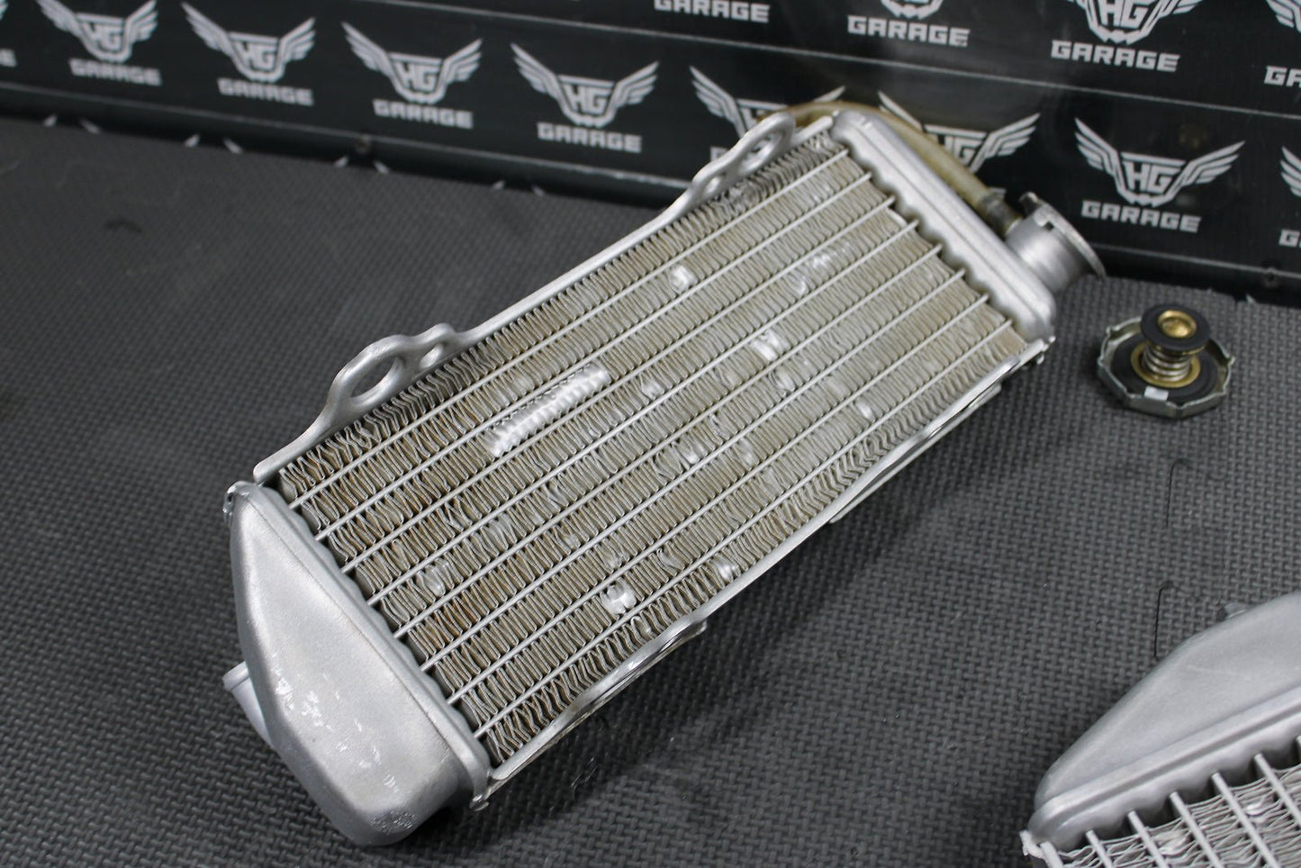 2006 KTM 85SX OEM ENGINE MOTOR COOLING COOLER RADIATOR 47035007100 - hggarage