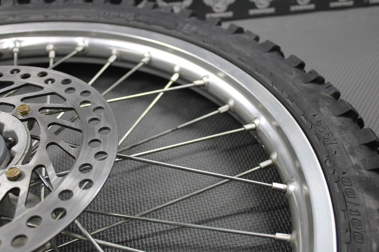 2003 HONDA 01 - 07 CR250R OEM DID FRONT WHEEL RIM HUB ORIGINAL TIRE 21" NICE! - hggarage
