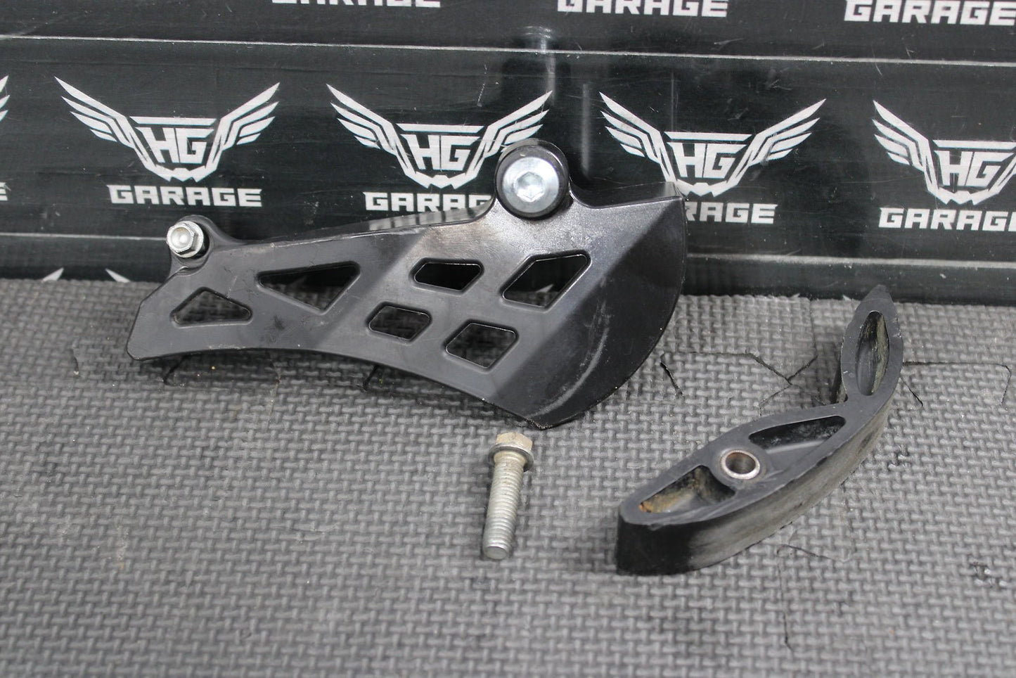 2007 KTM 2004 / 06 - 11 105 04 - 17 85SX OEM CHAIN SUPPORT GUIDE THRUST SLIDER 47007 - hggarage