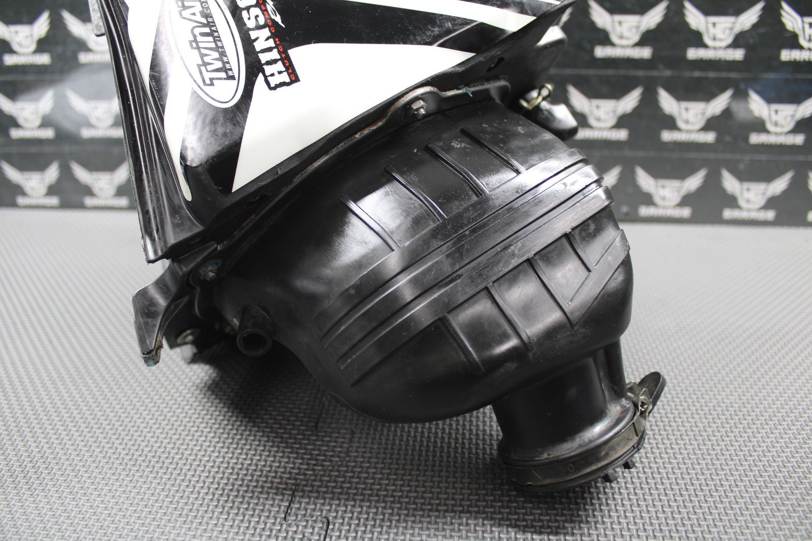 2008 HONDA CRF250R OEM AIRBOX AIR CLEANER FILTER BOX CASE INTAKE BOOT NICE! - hggarage