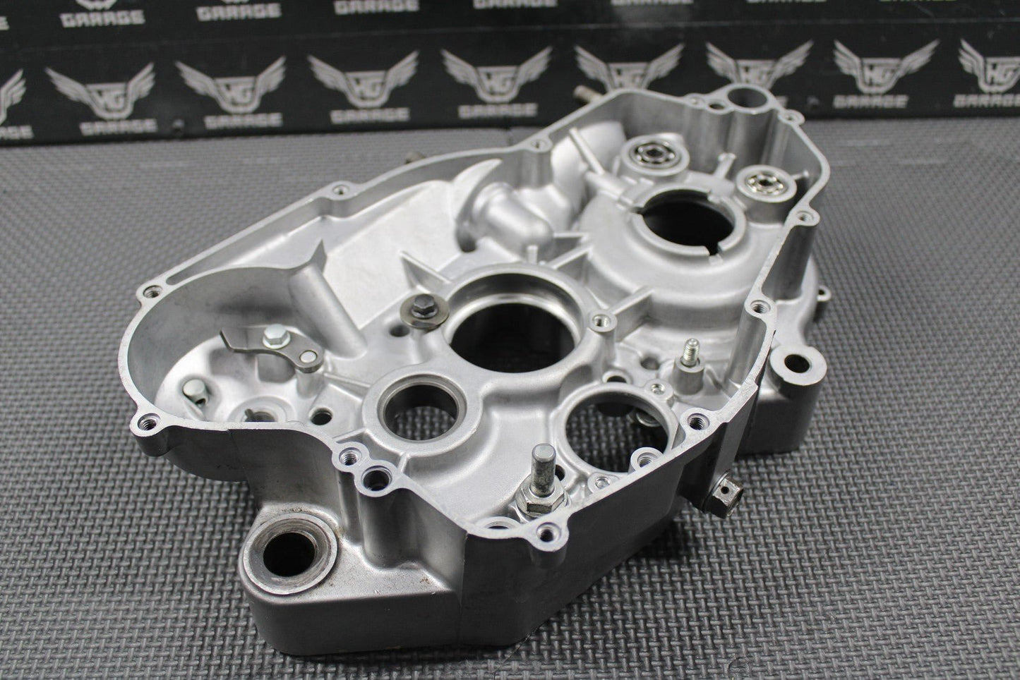 2006 2007 KAWASAKI KX250 OEM RIGHT ENGINE CRANKCASE CRANK CASE 14001 - 0065 GOOD! - hggarage