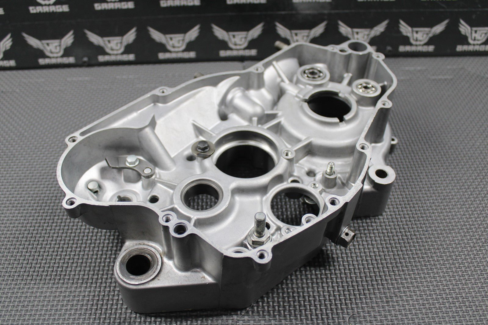 2006 2007 KAWASAKI KX250 OEM RIGHT ENGINE CRANKCASE CRANK CASE 14001 - 0065 GOOD! - hggarage