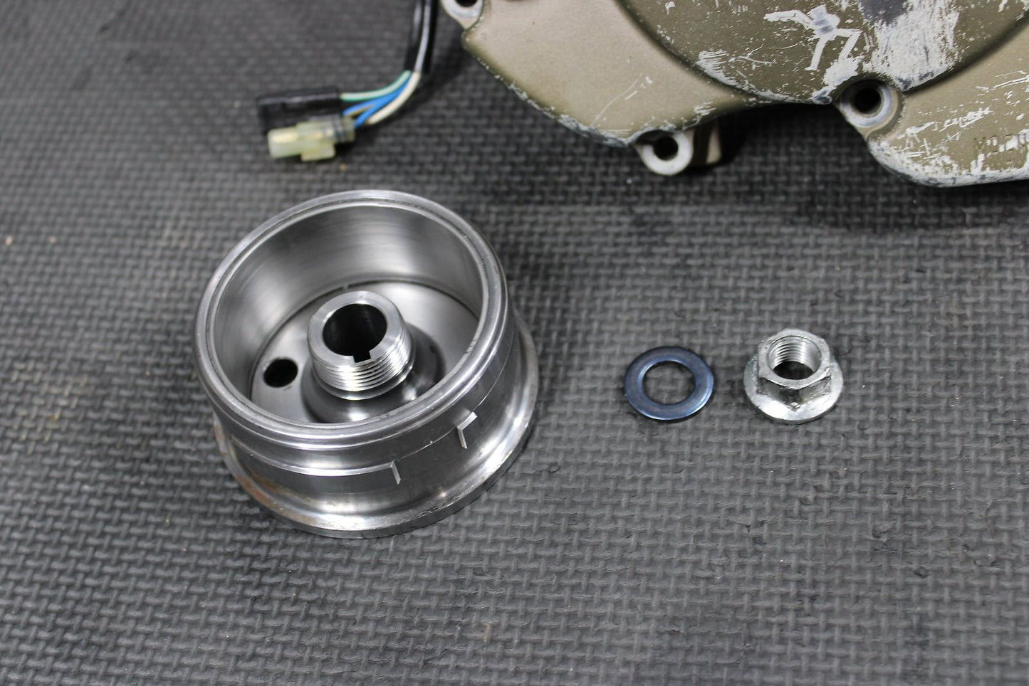 2006 HONDA CRF250R OEM STATOR MAGNETO ROTOR FLYWHEEL 31110 - KRN - 670 31120 - KRN - 670 - hggarage
