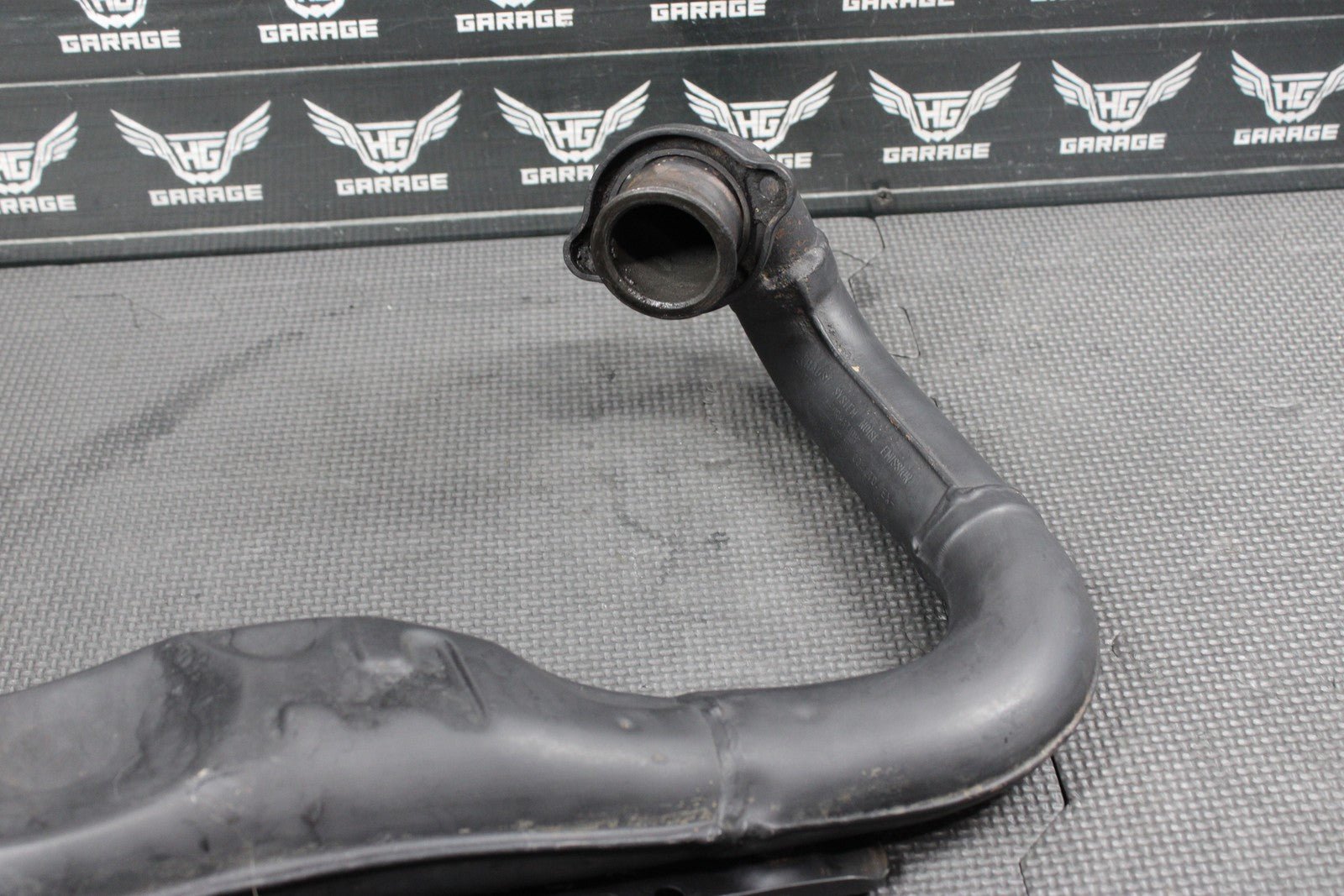 1997 YAMAHA RT100 OEM EXHAUST PIPE CHAMBER HEADER 3UL - 14610 - 01 - 00 - hggarage