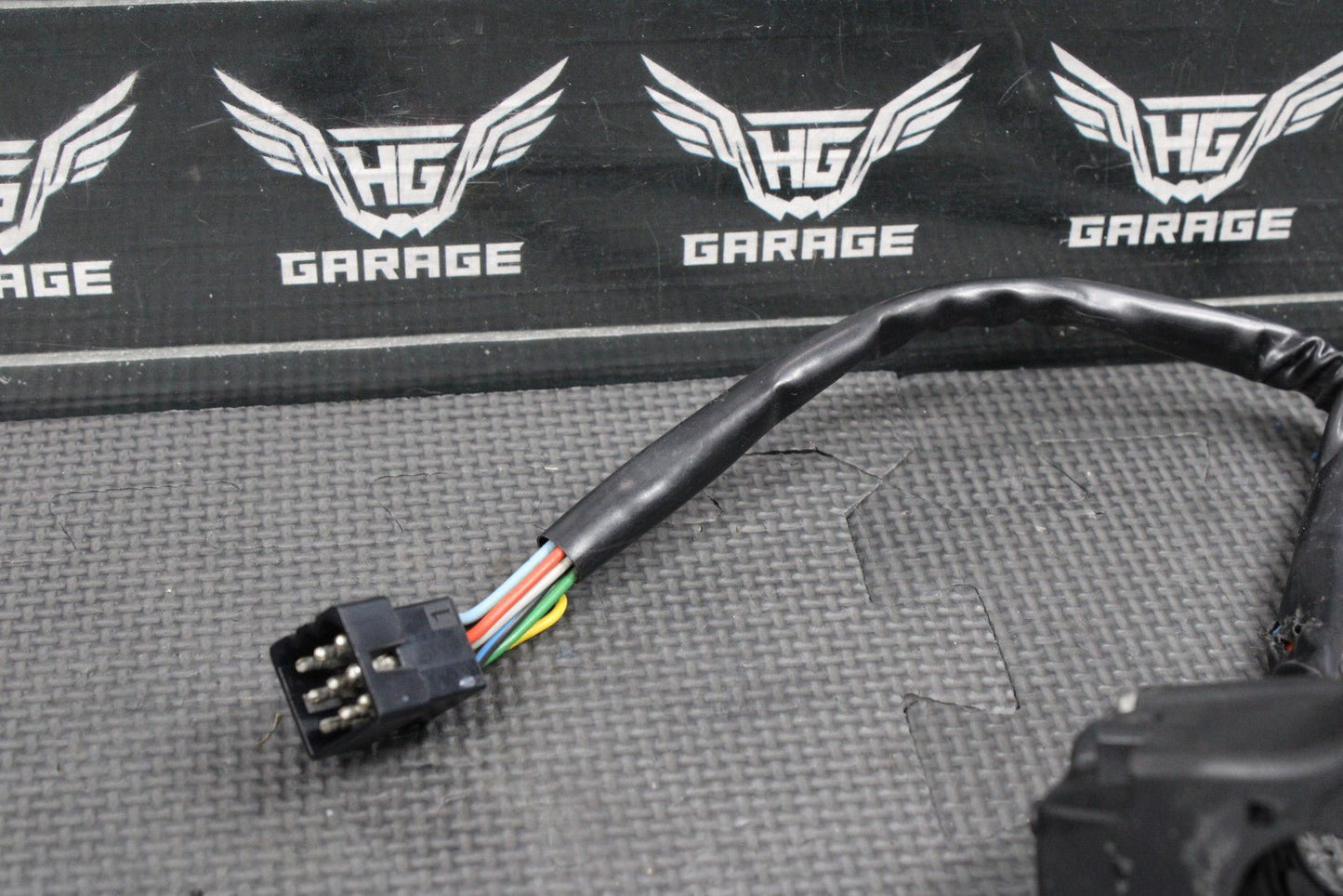 2013 HUSQVARNA TE511 OEM HANDLEBAR MULTI SWITCH HORN HIGH LOW BEAM BUTTON - hggarage