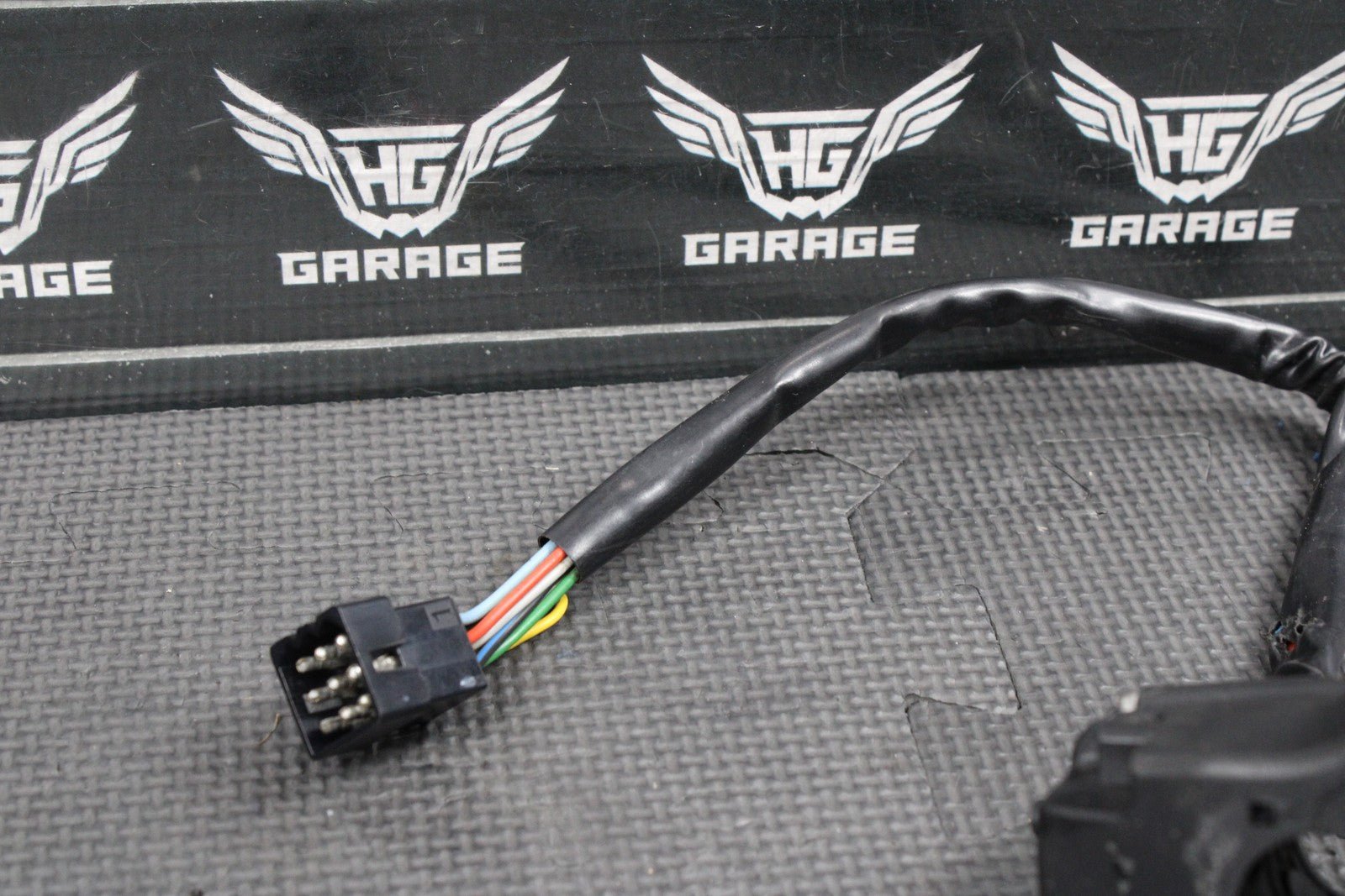 2013 HUSQVARNA TE511 OEM HANDLEBAR MULTI SWITCH HORN HIGH LOW BEAM BUTTON - hggarage