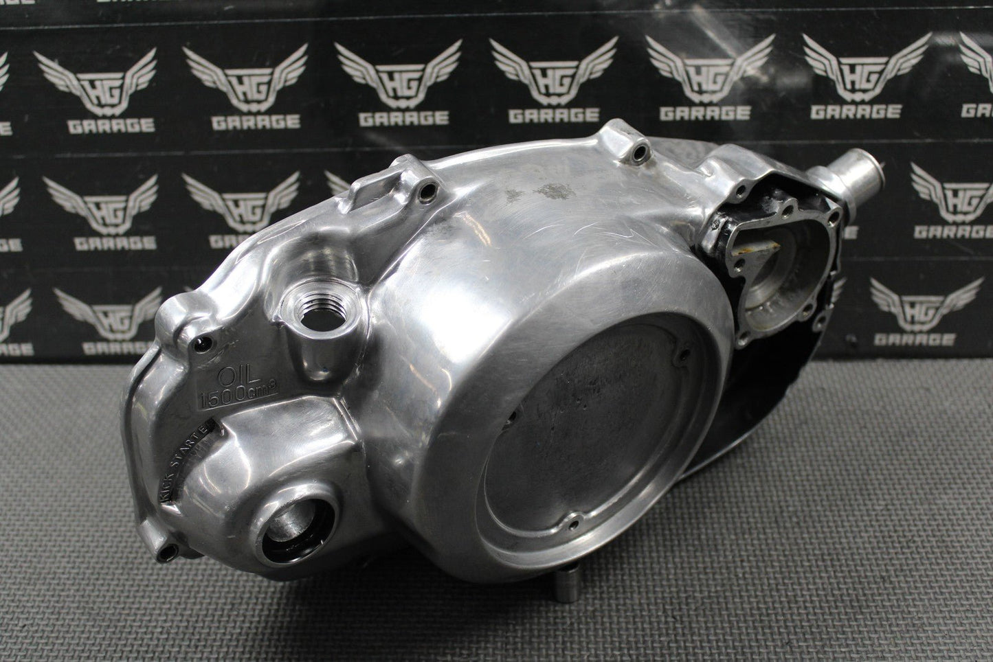 2001 YAMAHA BANSHEE 350 OEM POLISHED RIGHT CASE OUTER CLUTCH COVER 2GU - 15421 - 00 - hggarage