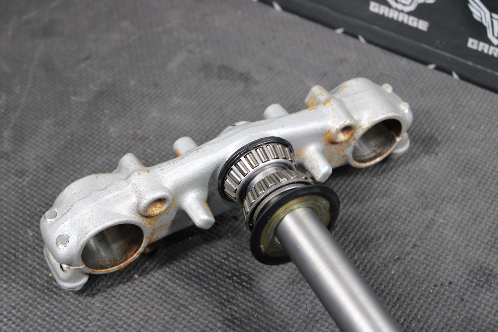 1997 Honda XR200R 1990 1991 / 93 - 02 OEM Front Forks Lower Upper Triple Tree Stem - hggarage