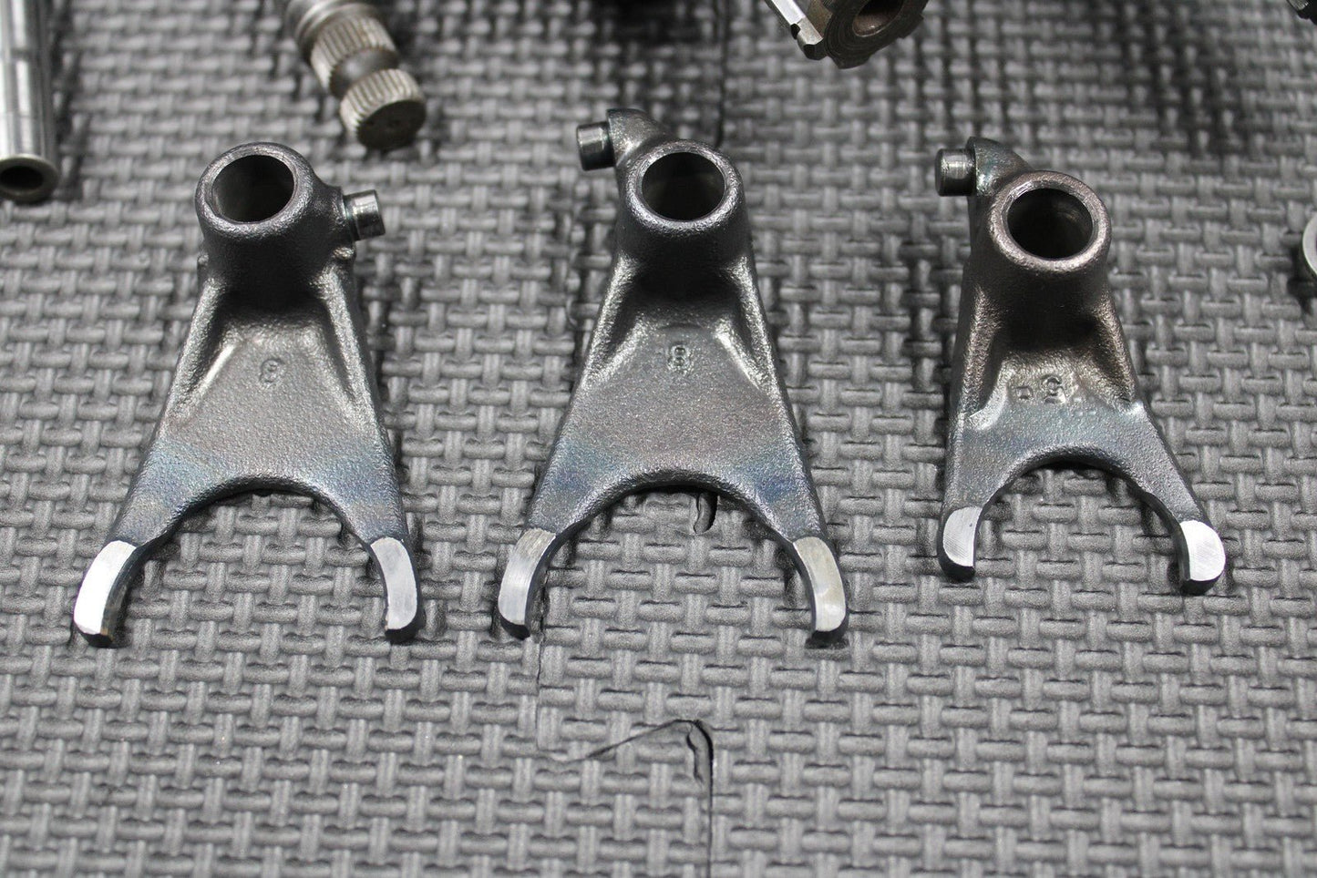 2015 KAWASAKI 05 - 21 KX85 OEM TRANSMISSION TRANNY GEARBOX GEARS SHIFT FORKS NICE! - hggarage