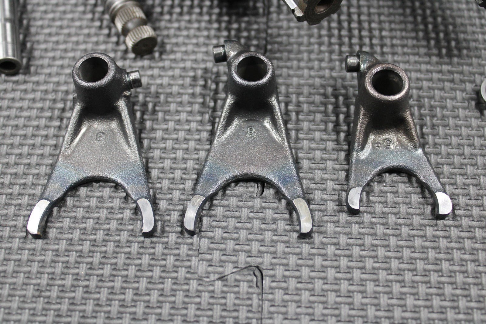 2015 KAWASAKI 05 - 21 KX85 OEM TRANSMISSION TRANNY GEARBOX GEARS SHIFT FORKS NICE! - hggarage