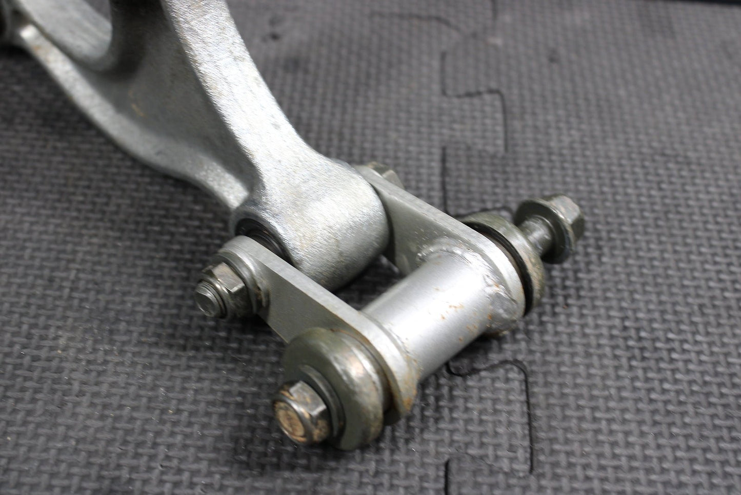 2003 Yamaha TTR125 TTR125E OEM Rear Shock Linkage Links Arm Assembly - hggarage