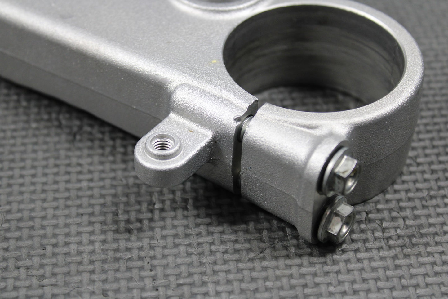 2008 2009 HONDA CRF250R OEM UPPER TRIPLE TREE BAR CLAMP BRIDGE 53300 - MEN - A10 - hggarage