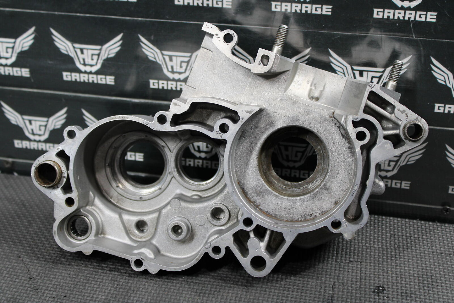 2004 KTM 85SX OEM LEFT RIGHT ENGINE MOTOR CRANKCASE CRANK CASES