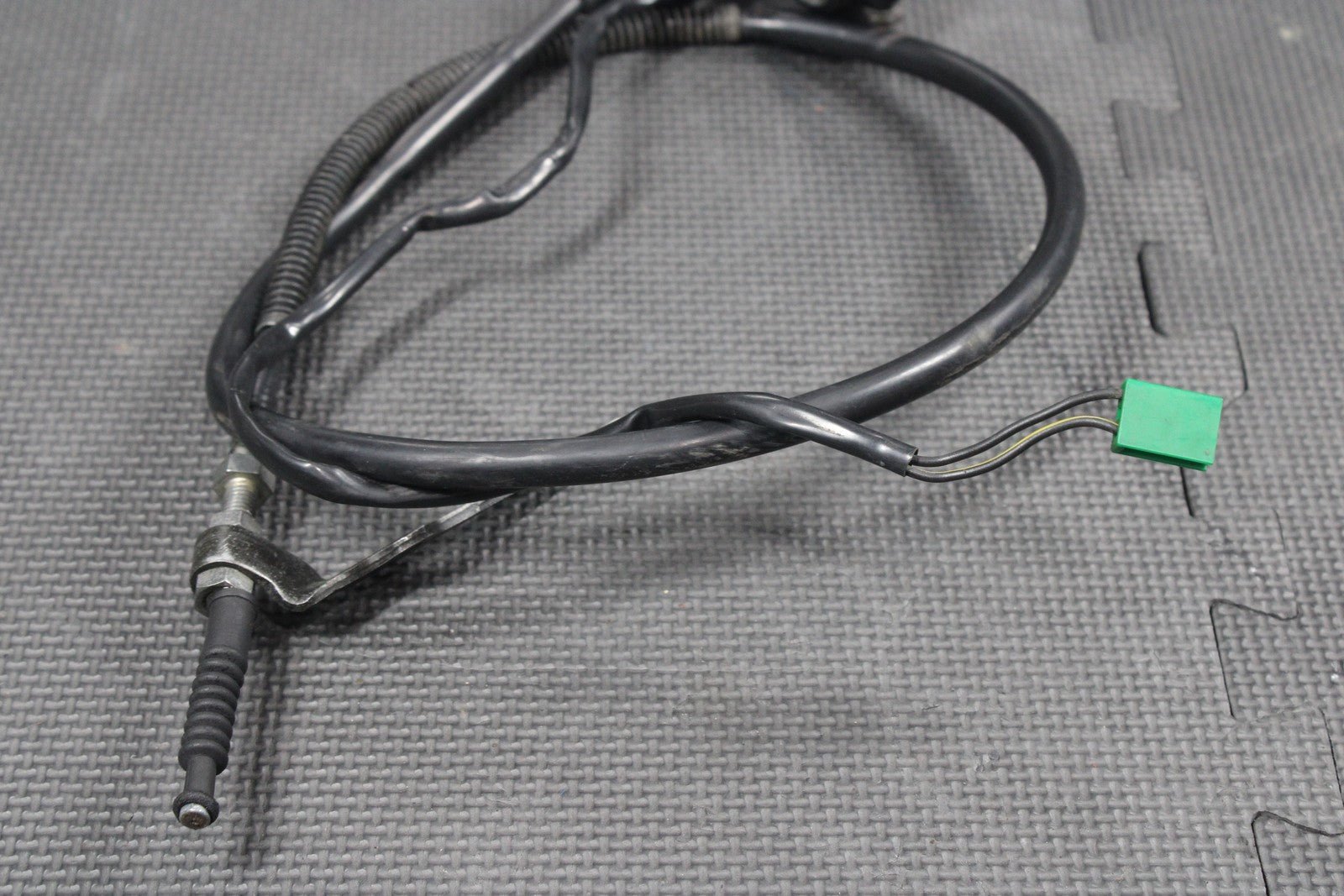 1987 87 - 95 YAMAHA TW200 OEM CLUTCH PERCH MOUNT WITH LEVER CABLE 1RL - 26335 - 00 - 00 - hggarage
