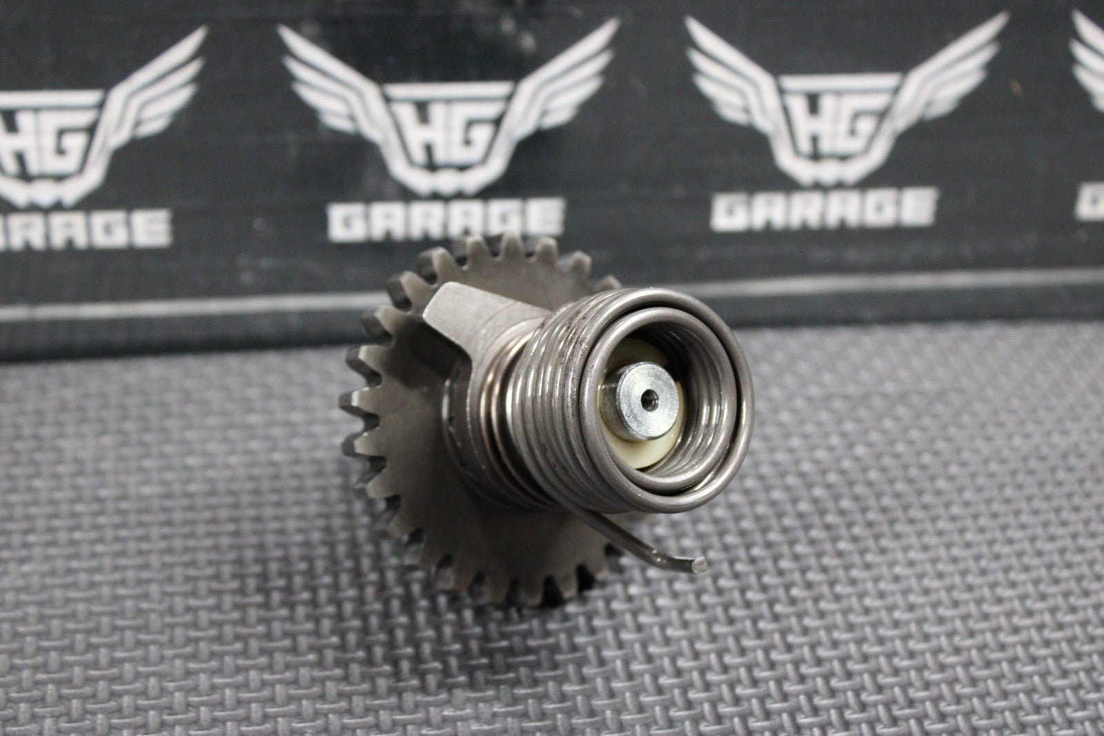 2001 SUZUKI RM80 OEM KICKSTART KICK START SHAFT W IDLER GEAR 26211 - 02B04 - hggarage