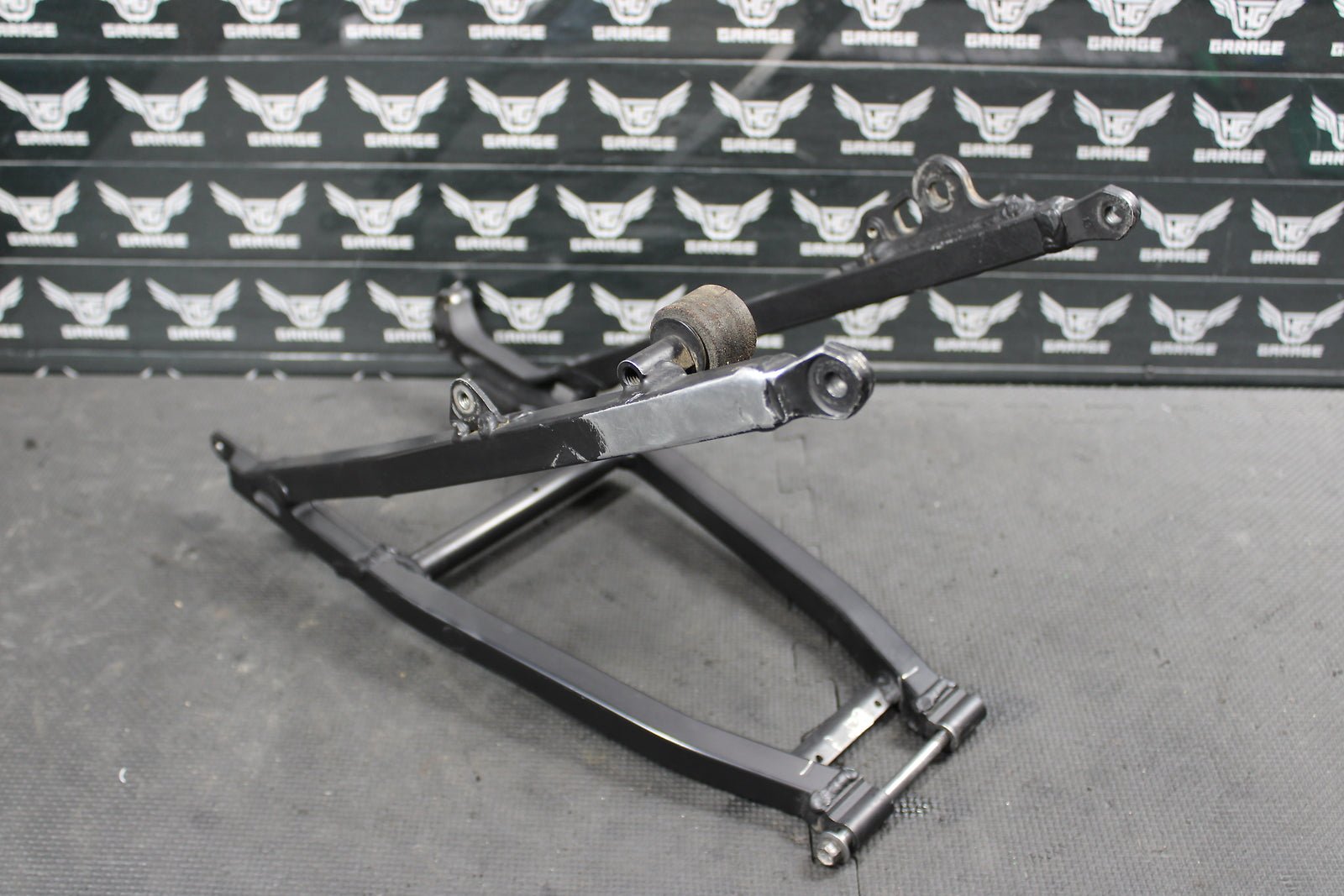 2007 YAMAHA YZ250F YZ450F OEM REAR BACK SUB FRAME SUBFRAME 2S2 - 21190 - 70 - 00 - hggarage